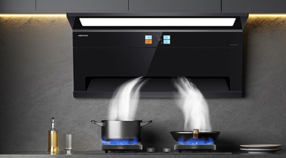 廚間尋雅趣，科恩煙灶勾勒烹飪自在時(shí)光